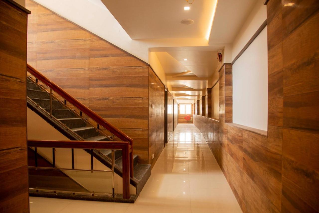 Sri Balaji Grand Hotel Kumbakonam Dış mekan fotoğraf