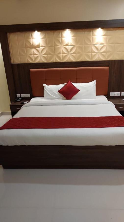 Sri Balaji Grand Hotel Kumbakonam Dış mekan fotoğraf